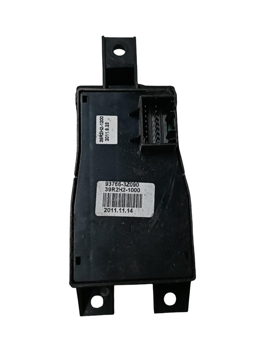 Buton frana de mana HYUNDAI i40 VF 2012 - > 937663z090 – foto 2