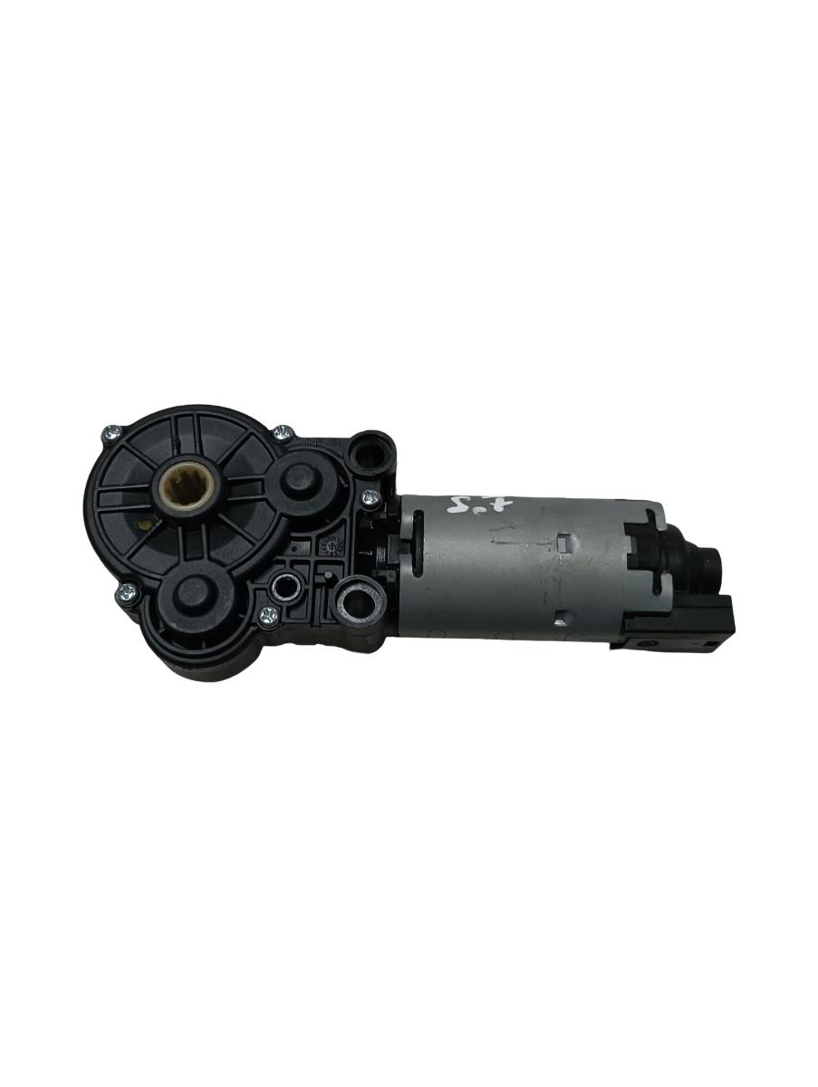 Motoras reglaj scaun stanga fata HYUNDAI i40 VF 2012 - > 885803z000