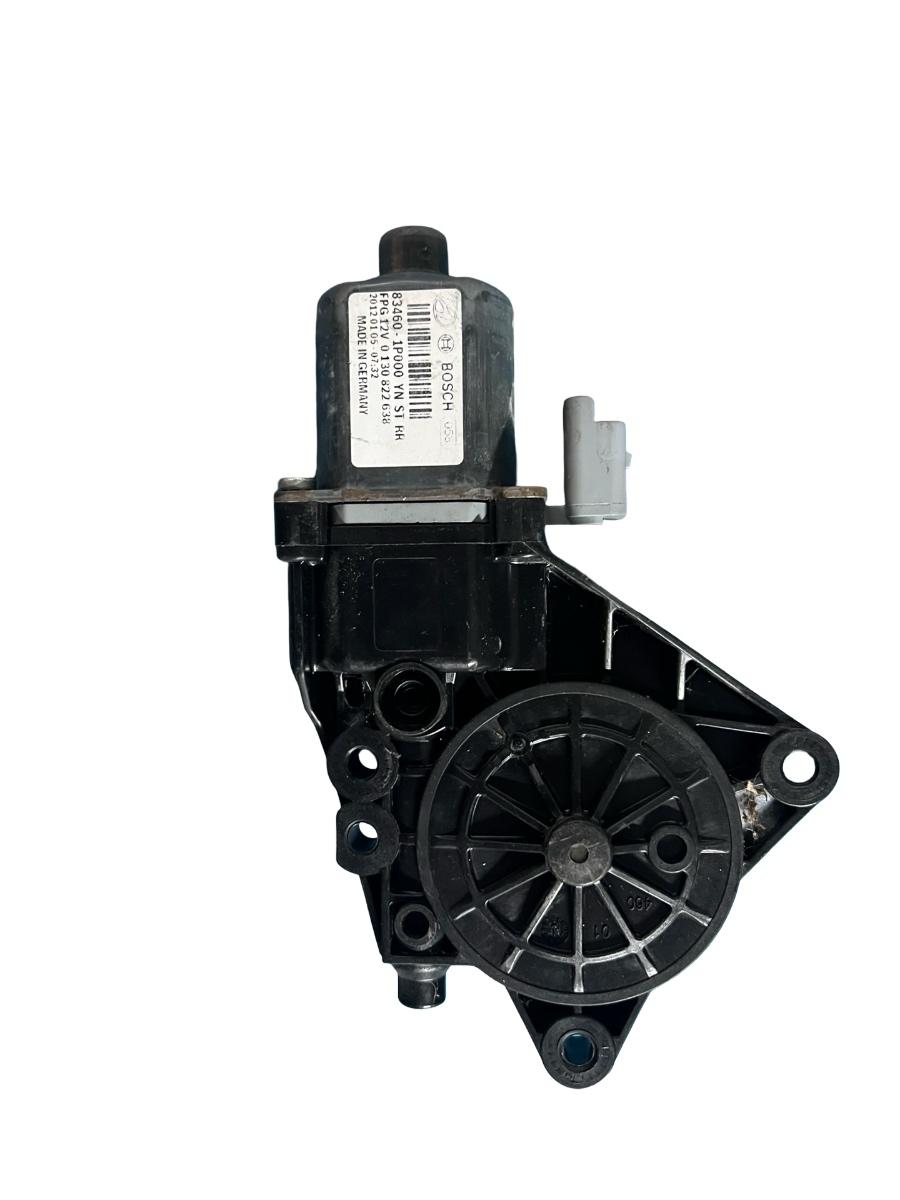Motoras geam dreapta fata HYUNDAI ix20 JC 2010 - > 83460-1P000