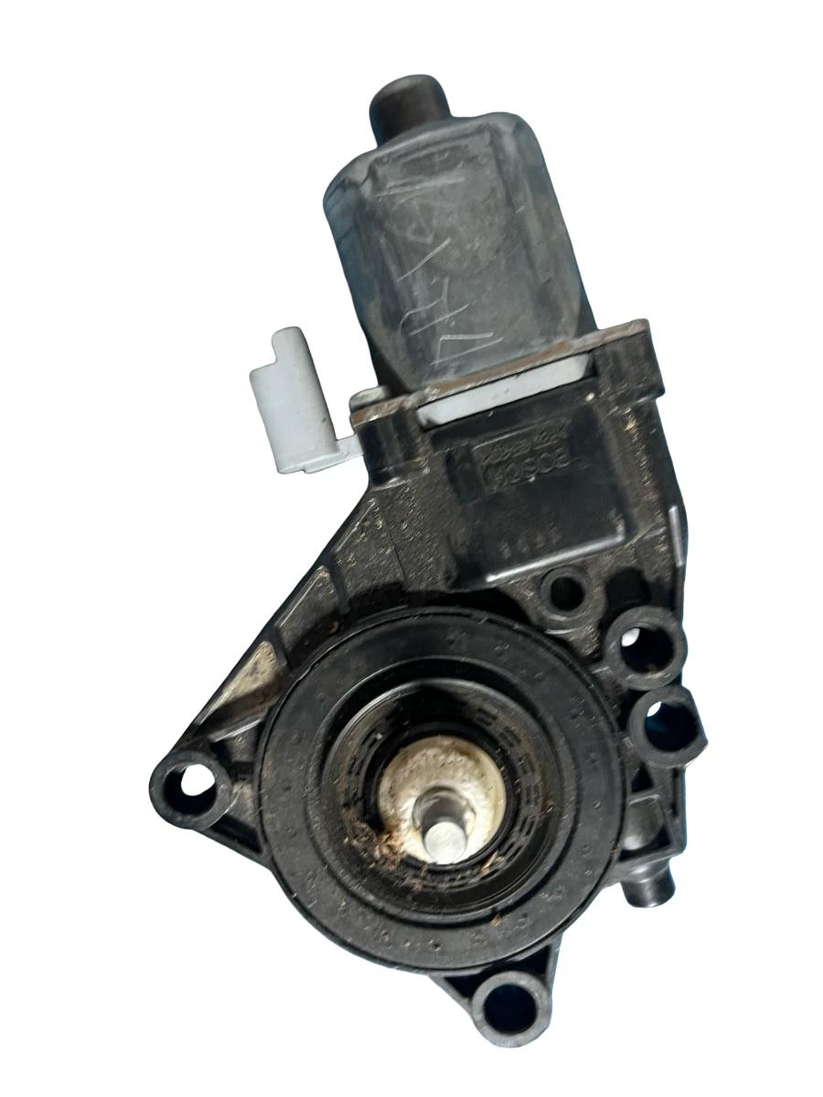 Motoras geam dreapta fata HYUNDAI ix20 JC 2010 - > 83460-1P000 – foto 2