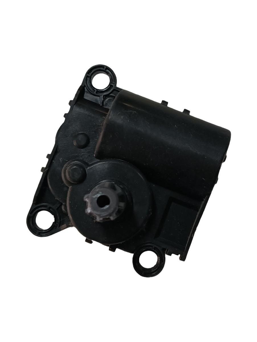 Actuator/motoras clapeta aer AC HYUNDAI ix20 JC 2010 - >