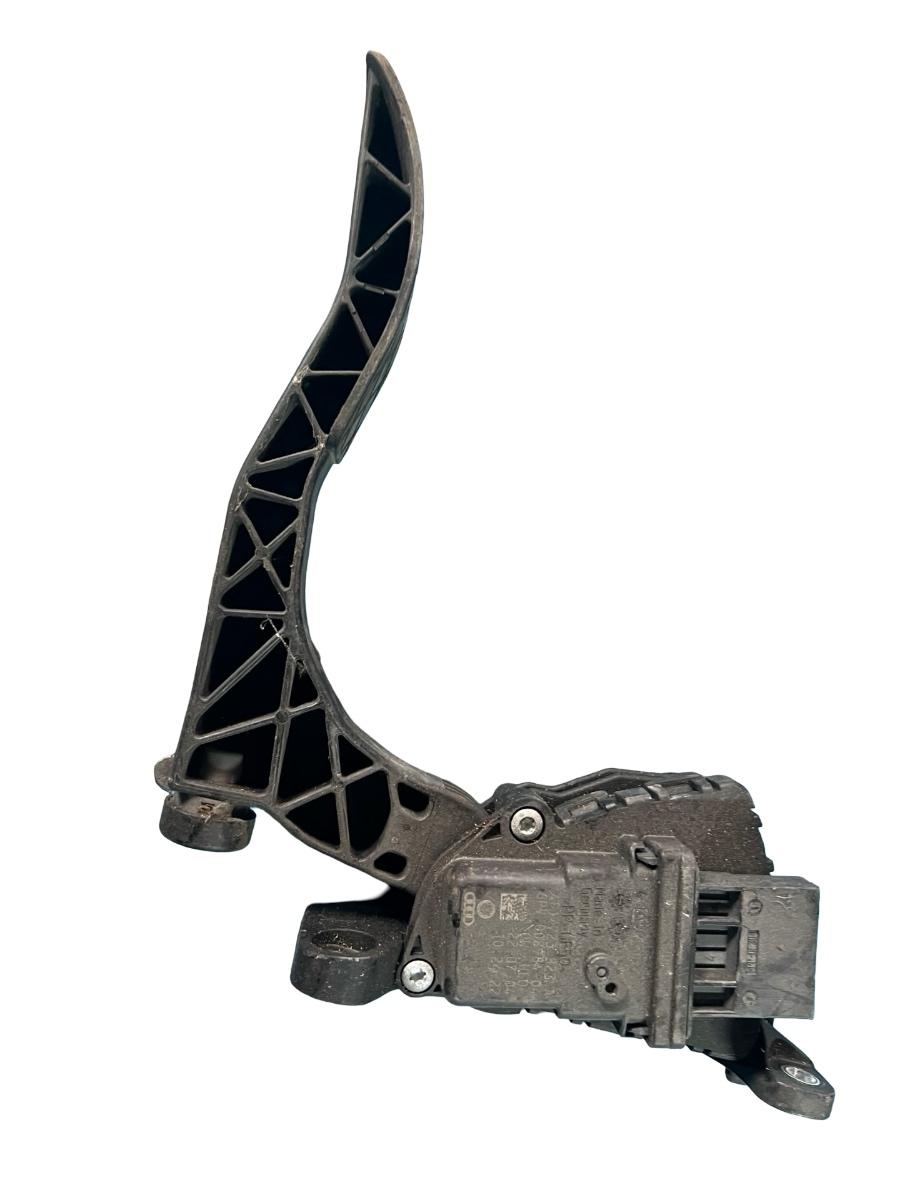 Pedala de acceleratie AUDI A6/S6 III Saloon 4F2, C6 2004 - 2011 4F1723523A