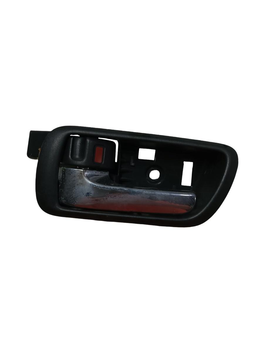 Maner deschidere usa interior  stanga fata TOYOTA COROLLA Verso ZER_, ZZE12_, R1_ 2004 - 2009