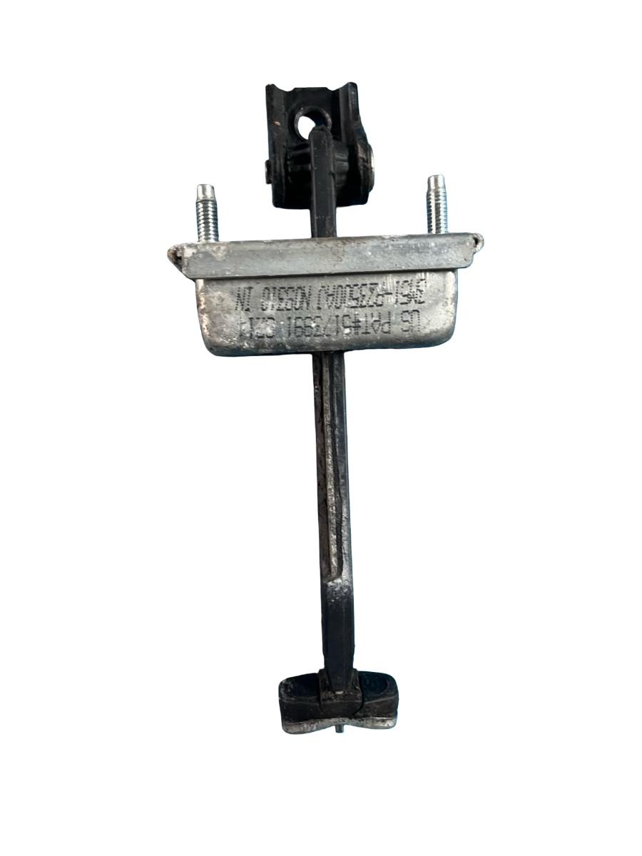 Limitator portiera fata dreapta FORD KUGA I 2008 - 2012