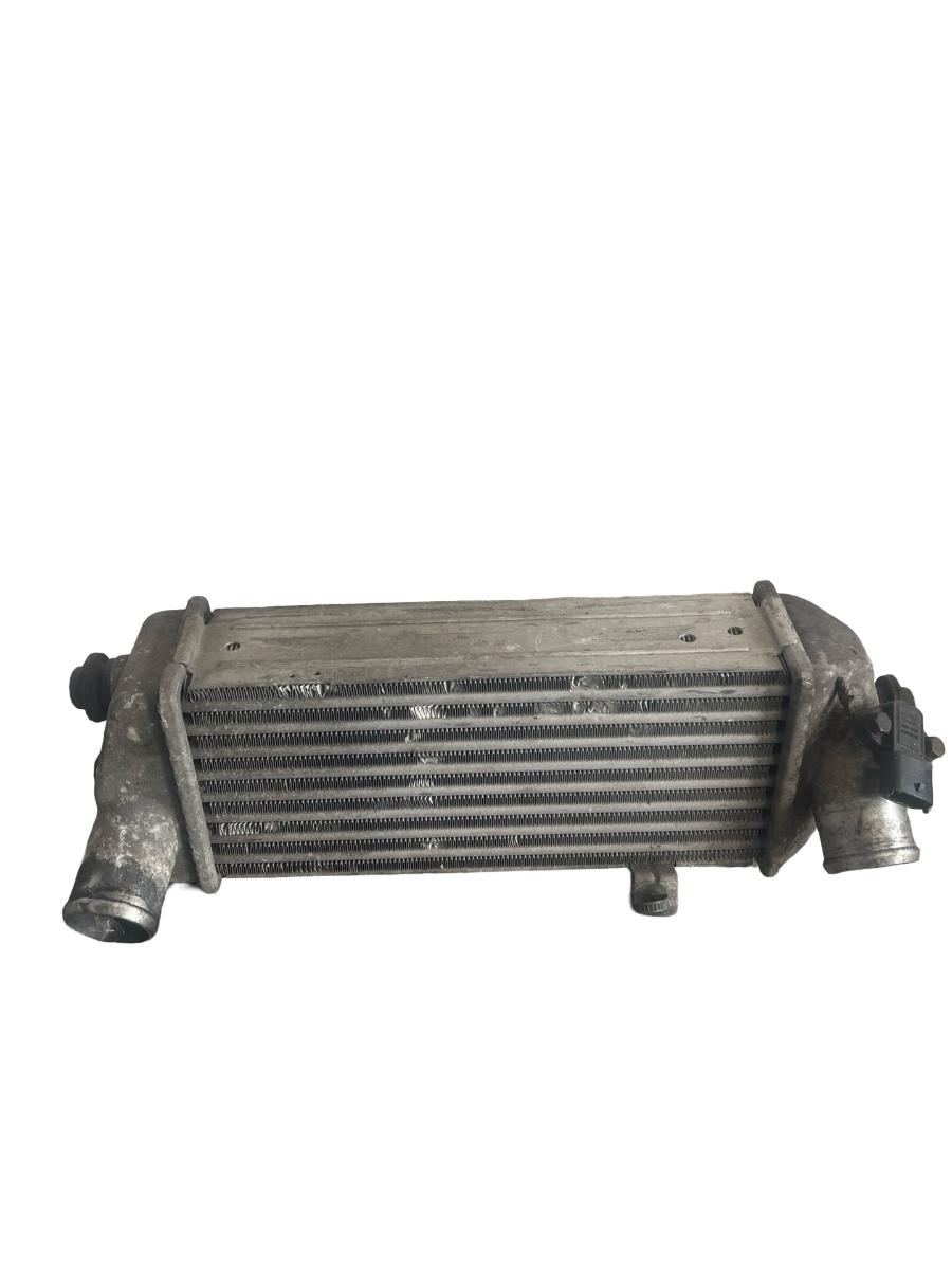 Radiator intercooler + senzor HYUNDAI ix20 JC 2010 - > 1.6 CRDI D4FB 39300-84400