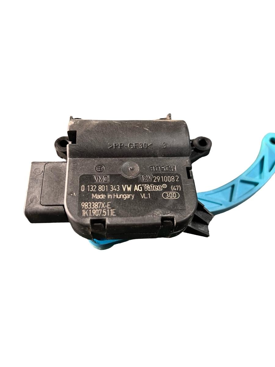 Actuator/motoras clapeta aer AC VOLKSWAGEN GOLF V 1K1 2003 - 2009 MultiFuel CCSA VAG 0132801343 1K1907511E
