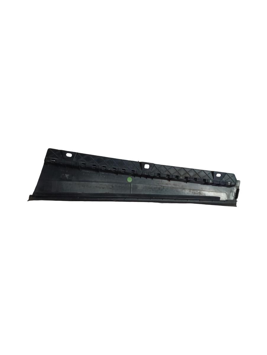 Alte ornamente portiera spate stanga spate VOLVO V40 525 2013 - 2015 – foto 2