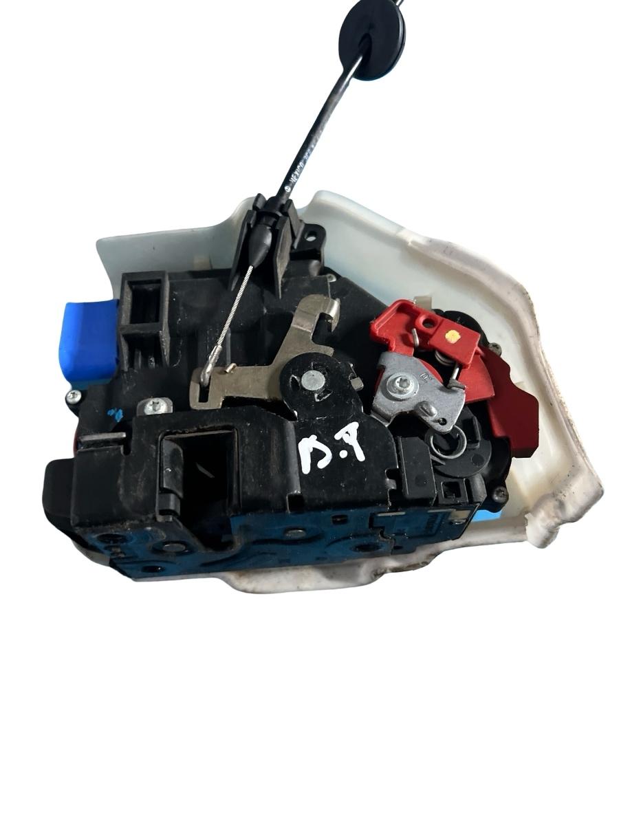 Broasca usa dreapta fata VOLKSWAGEN GOLF V Variant 1K5 2007 - 2009 – foto 2