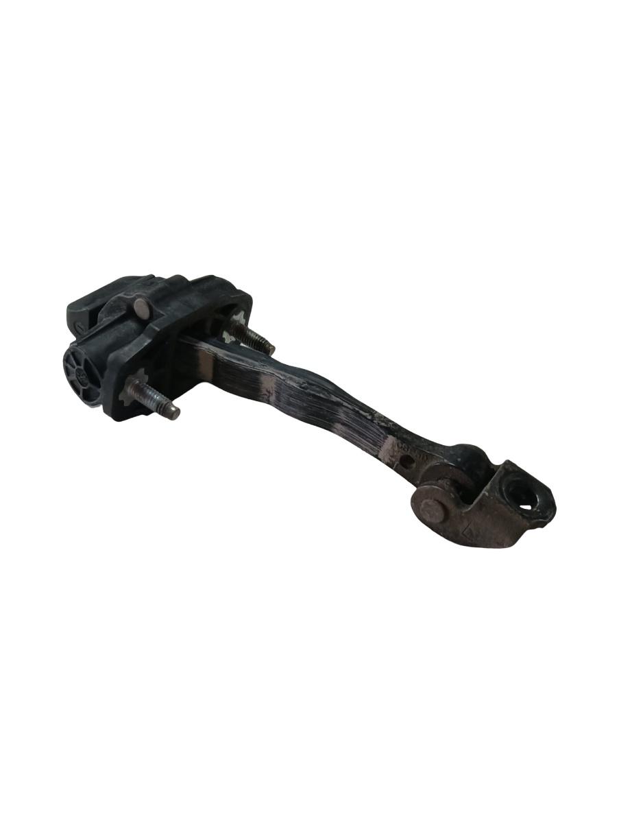 Opritor usa  stanga fata VOLVO V40 525 2013 - 2015