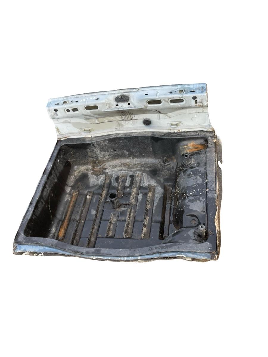Fusta bara spate  VOLKSWAGEN PASSAT B6 2005 - 2010