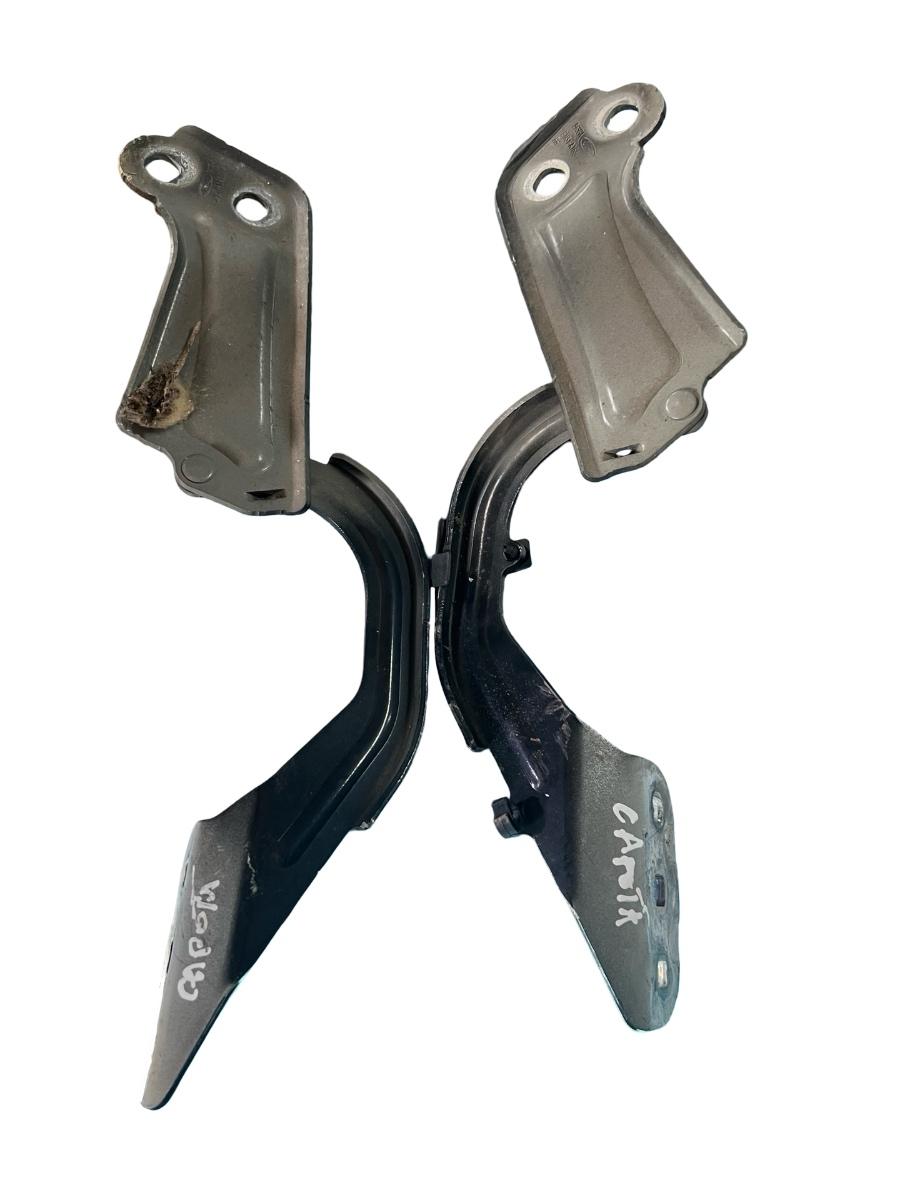 Balamale capota motor FORD FOCUS III Turnier 2010 - >
