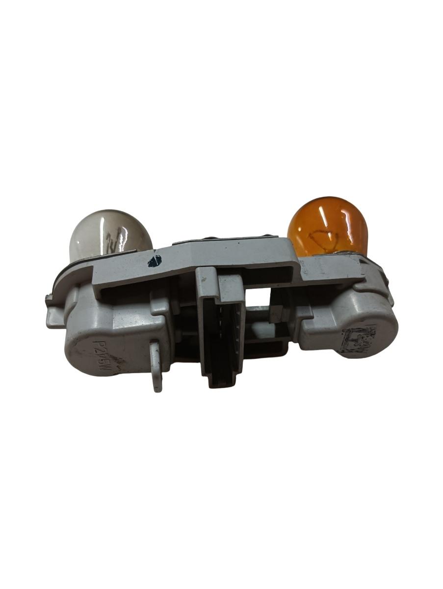 Soclu stop stanga spate FORD MONDEO IV BA7 2007 - 2015