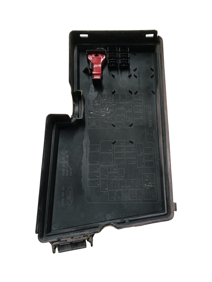 Capac tablou de sigurante FORD FOCUS III Saloon 2010 - >