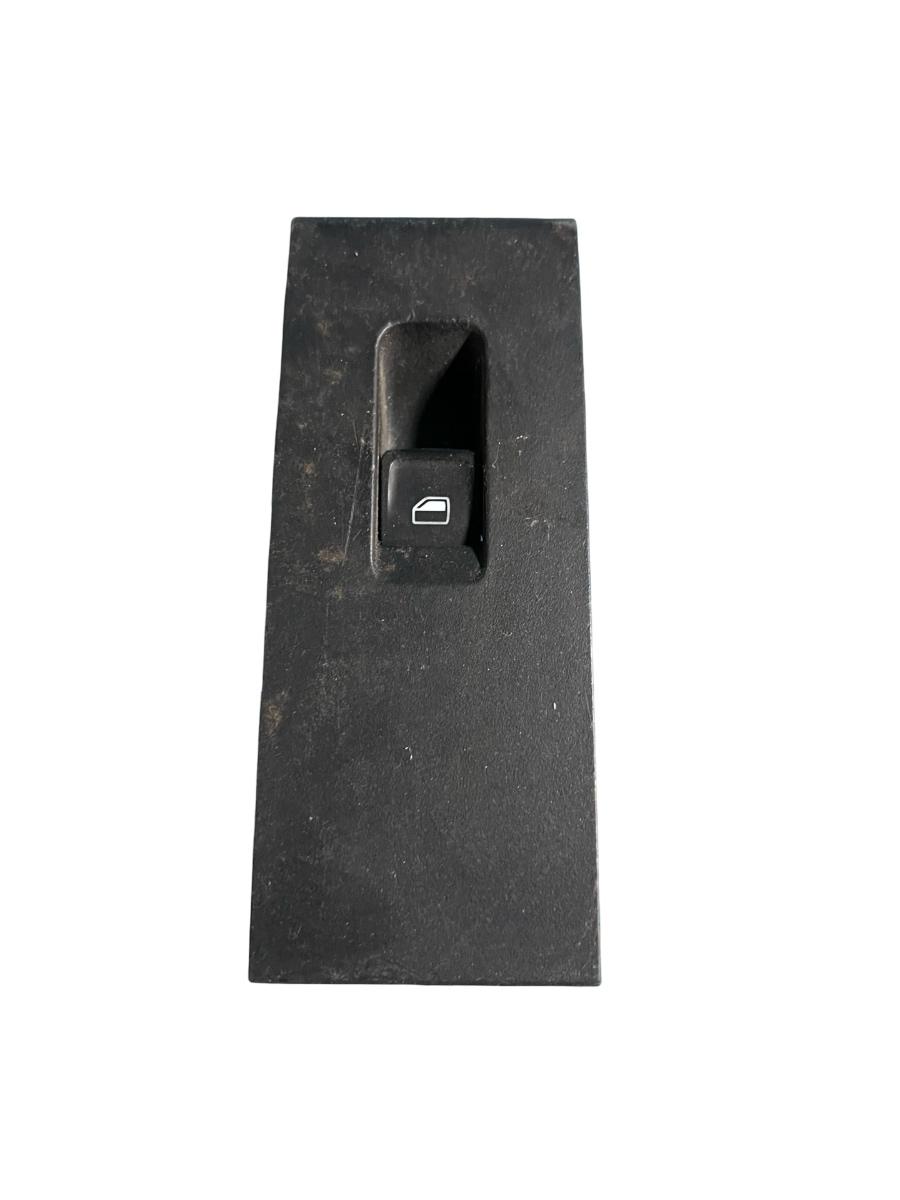 Butoan geamuri electrice dreapta fata SEAT TOLEDO IV KG3 2012 - >