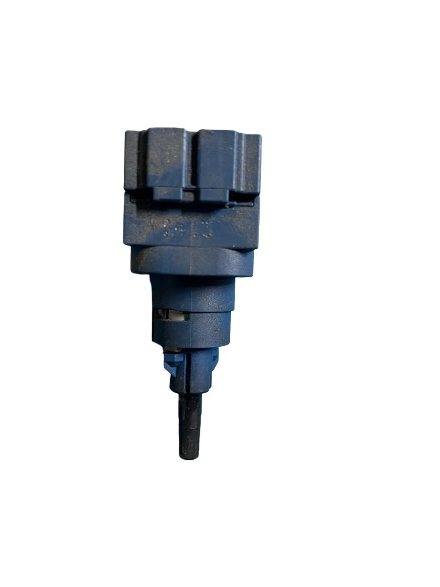 Comutator senzor pedala de frana VOLKSWAGEN POLO 6R, 6C 2009 - > 6Q0927189 – foto 2