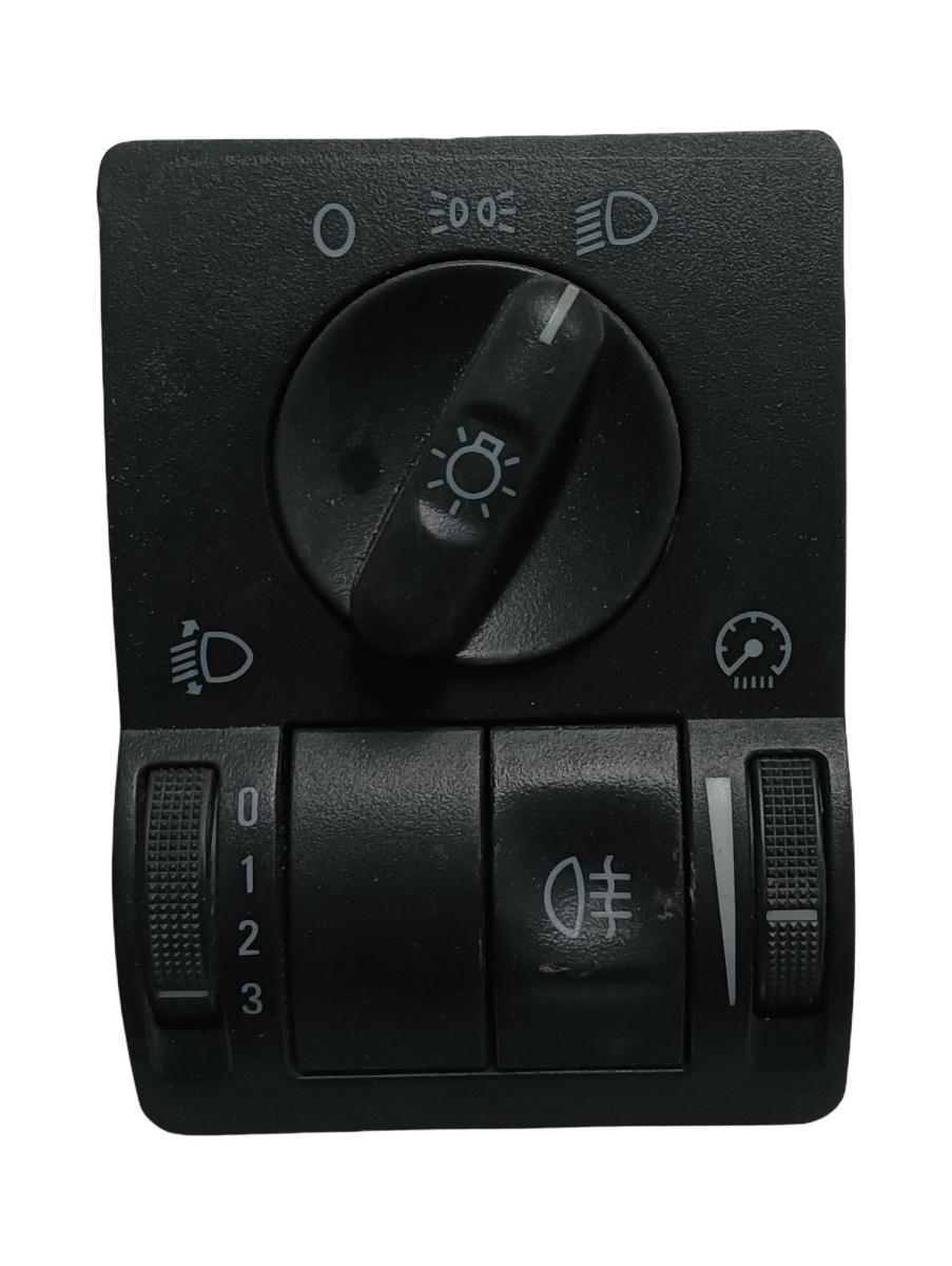 Bloc lumini OPEL CORSA C F08, F68, X01 2000 - 2009 9116612