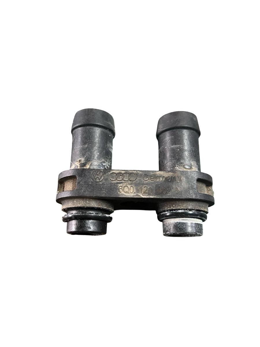 Cuplaj conducta lichid racire  SEAT TOLEDO IV KG3 2012 - > 6Q0121065N