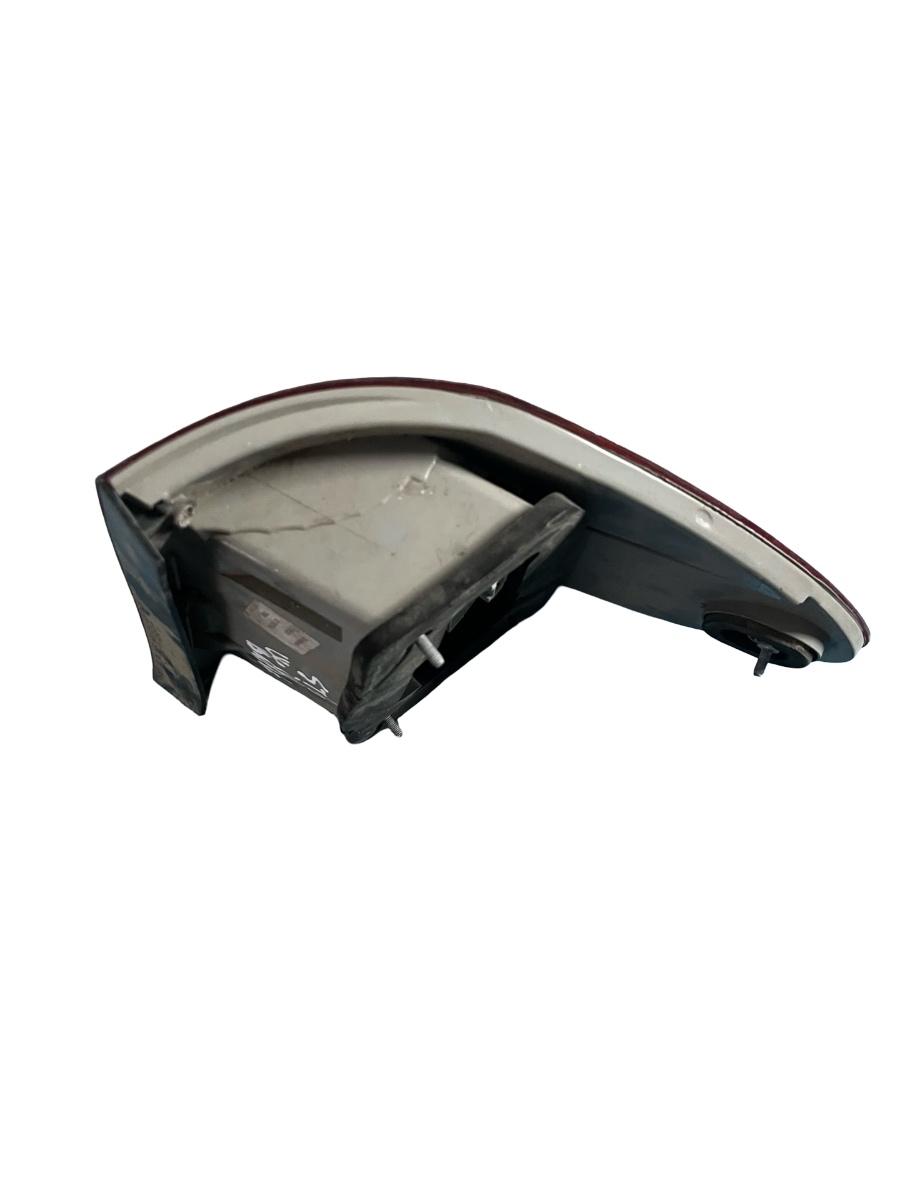 Lampa spate / Stop stanga de BREAK MERCEDES-BENZ E-CLASS T-Model III S211 2003 - 2009 1.8 E 200 T Kompressor M 271.941 A2118202764 – foto 2