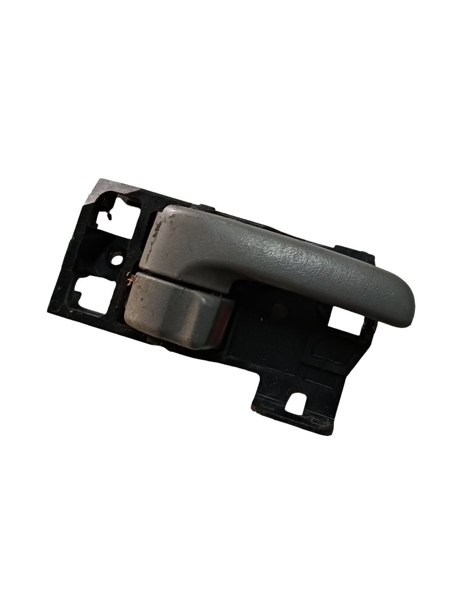 Maner deschidere usa interior  dreapta fata TOYOTA LAND CRUISER 100 FZJ1_, UZJ1_ 1998 - 2008 6927351010