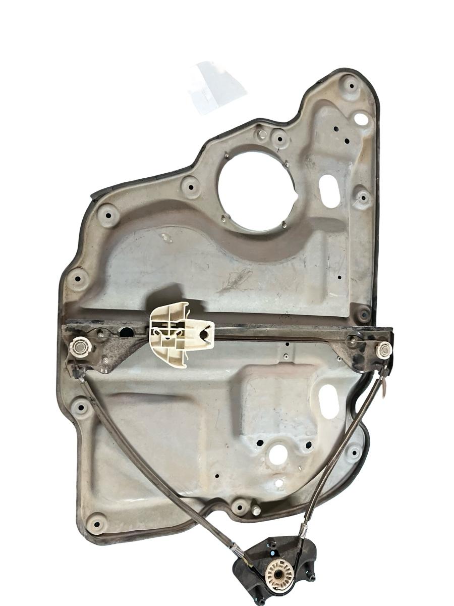 Macara Geam dreapta spate VOLKSWAGEN TOURAN 1T3 2010 - 2015