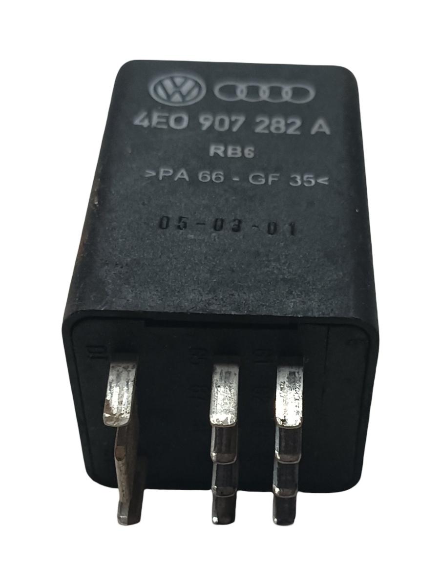 Alte relee VOLKSWAGEN PHAETON 3D_ 2002 - 2016 VAG 4e0907282a