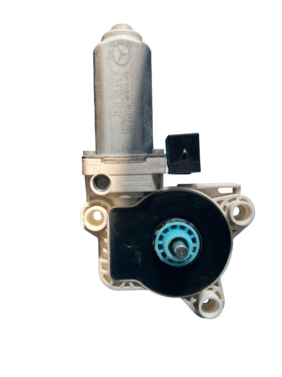 Motoras geam stanga spate MERCEDES-BENZ E-CLASS W211 2002 - 2009 A2118202342 – foto 2