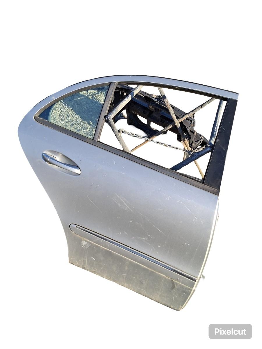 Usa Portiera  dreapta spate MERCEDES-BENZ E-CLASS W211 2002 - 2009