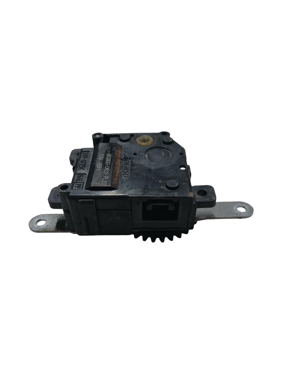 Actuator/motoras clapeta aer AC TOYOTA AURIS _E15_ 2006 - 2012 0638000920