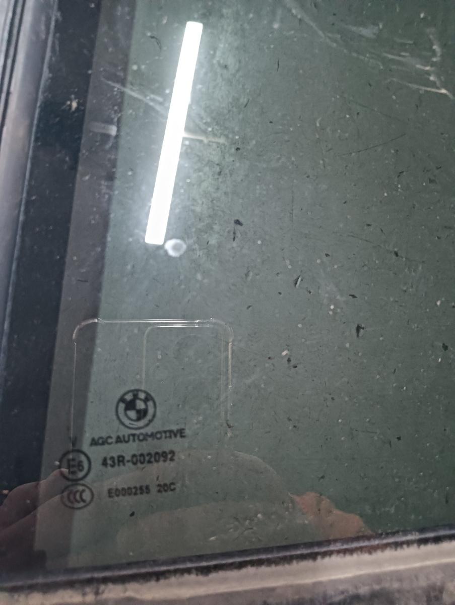 Geam  stanga spate BMW 5 G30, F90 2016 - > – foto 2