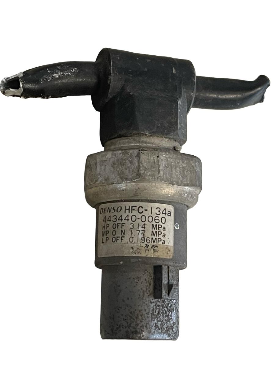 Senzor de presiune aer conditionat (AC) LEXUS RX300 MCU15 1998 - 2003 3.0i 443440-0060 – foto 2