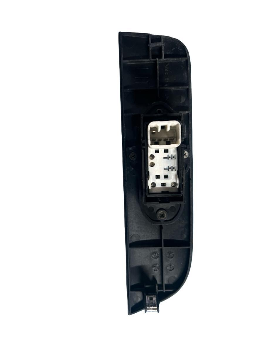 Butoane geamuri electrice stanga spate LEXUS RX MCU15 1998 - 2003 – foto 2