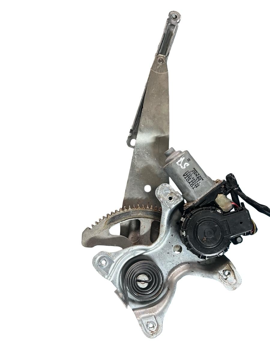 Macara Geam dreapta spate LEXUS RX MCU15 1998 - 2003 – foto 2