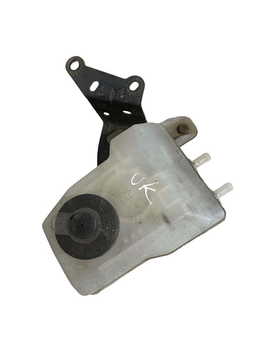 Rezervor lichid de frana TOYOTA PRIUS Hatchback _W2_ 2003 - 2009 1.5 Hybrid 1NZ-FXE 132311-40120