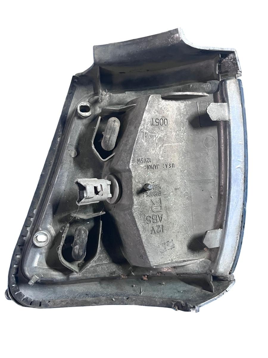 Lampa de semnalizare dreapta fata TOYOTA 4 RUNNER _N1_ 1987 - 1996