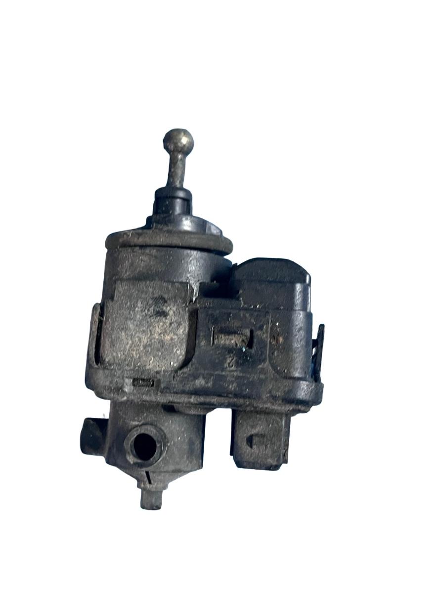 Motoras reglaj nivel faruri MITSUBISHI OUTLANDER I CU_W 2001 - 2008 00728244