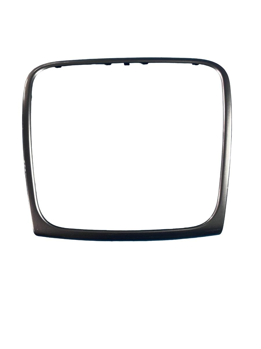 Ornament  consola centrala fata DACIA SANDERO II 2012 - >