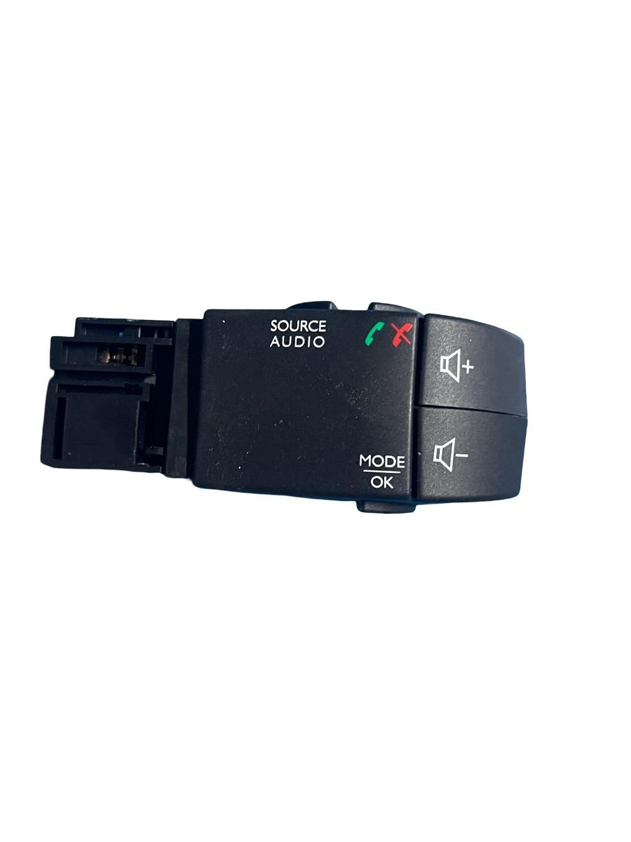 Maneta Comutator radio  DACIA SANDERO II 2012 - > 255522448R
