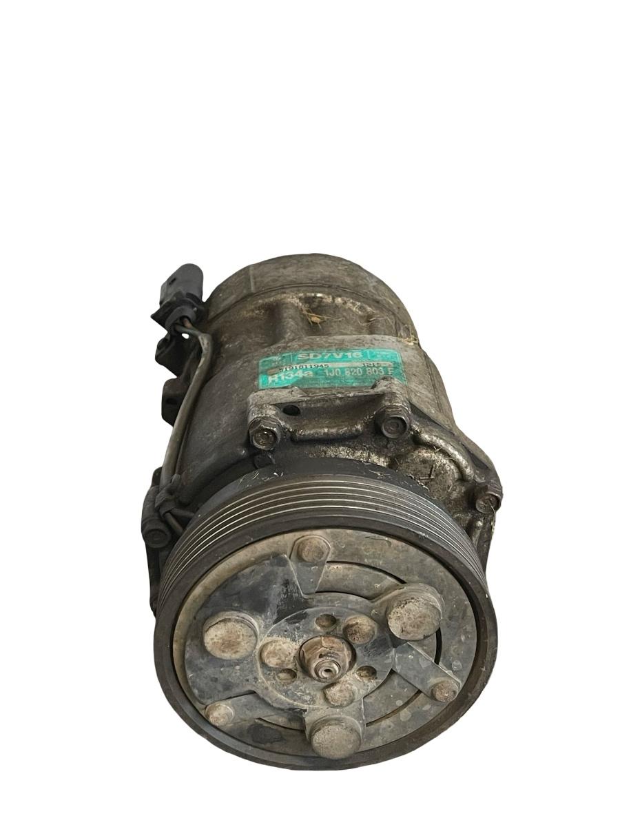 Compresor  AC VOLKSWAGEN POLO 6N1 1994 - 1999 1.4 60 AEX, AKV, APQ 1J0820803F