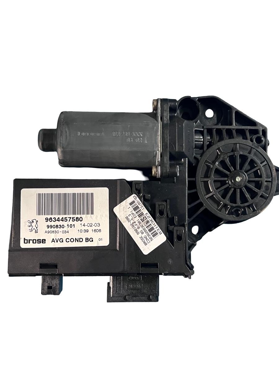 Motoras macara geam stanga fata PEUGEOT 307 SW 3H 2002 - 2009 9634457580