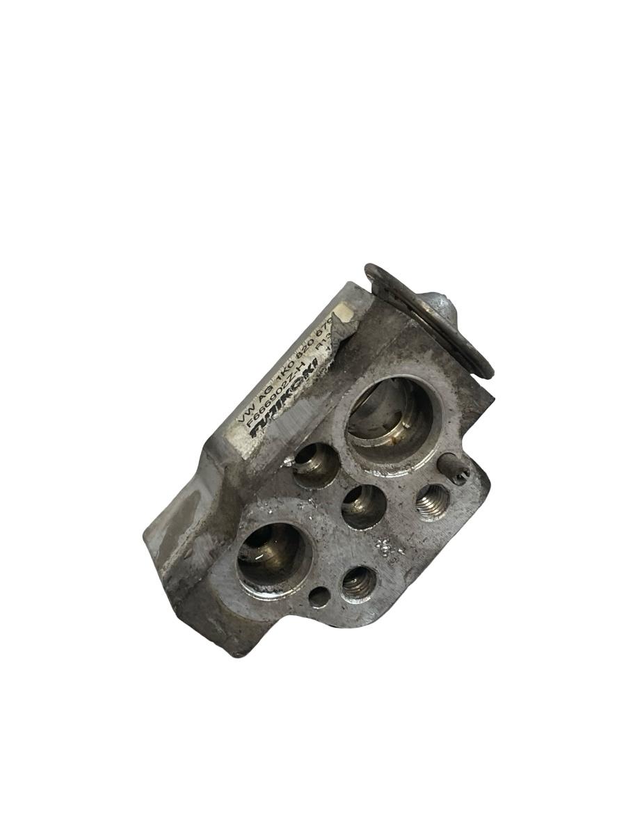 Supapa clima (AC) VOLKSWAGEN TOURAN 1T3 2010 - 2015 1.6 TDI CAYC 1K0820679 – foto 3