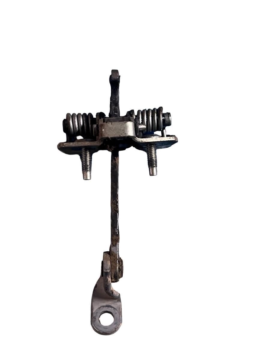 Opritor portiera  dreapta fata DACIA DUSTER 2010 - >