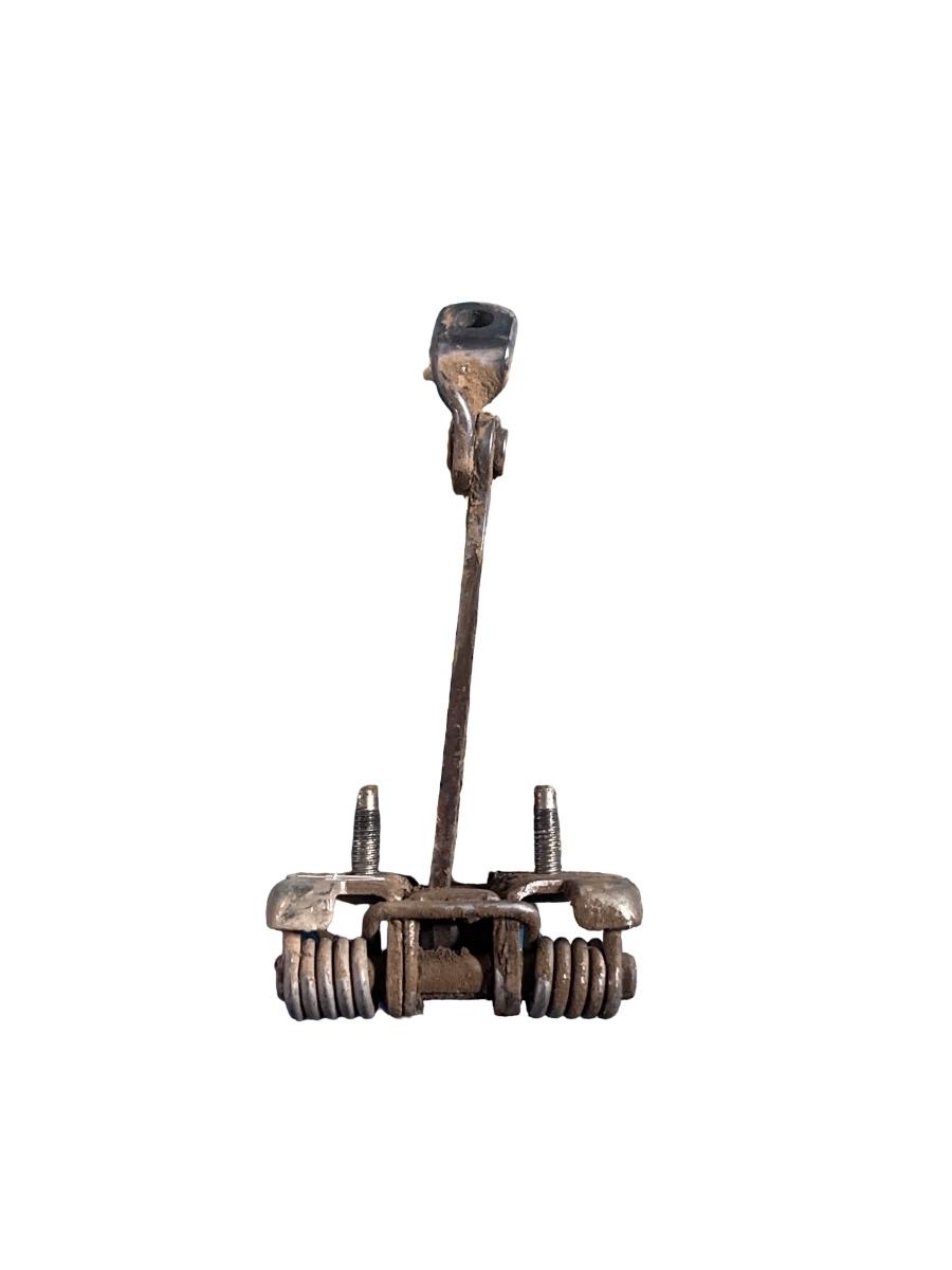 Opritor portiera  dreapta spate DACIA DUSTER  2010-