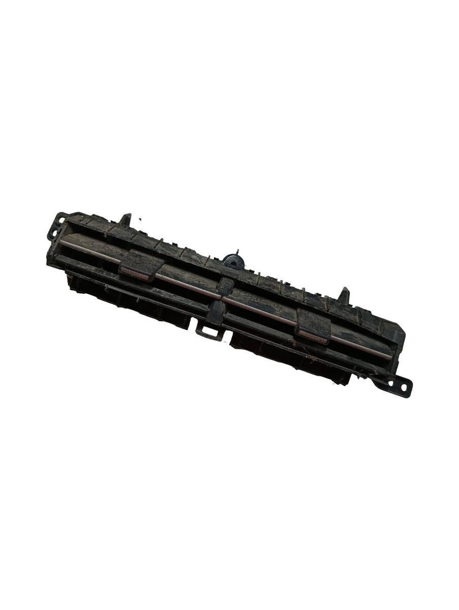 Grila de ventilatie bord centrala TOYOTA PRIUS _W3_ 2008 - >
