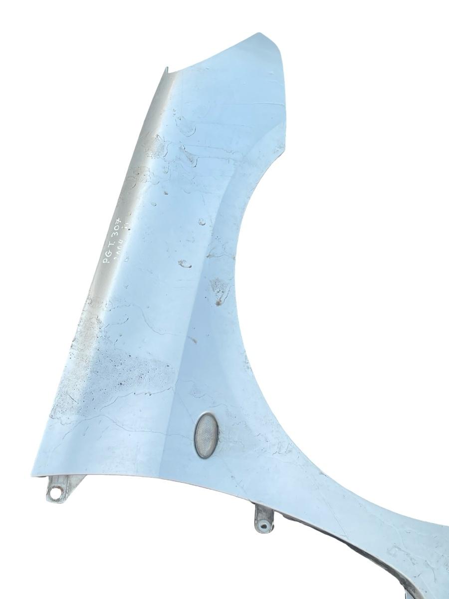 Aripa fata dreapta PEUGEOT 307 3A/C 2004