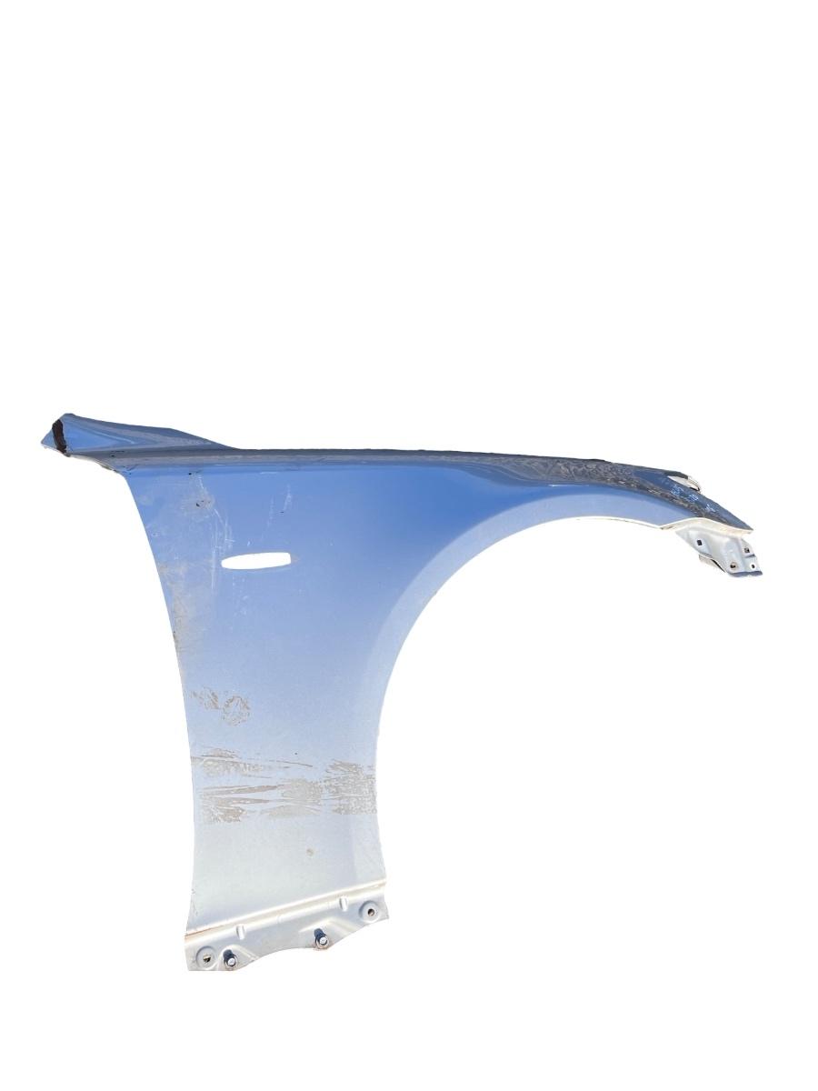 Aripa fata dreapta LEXUS IS II Saloon GSE2_, ALE2_, USE2_ 2005 - 2013