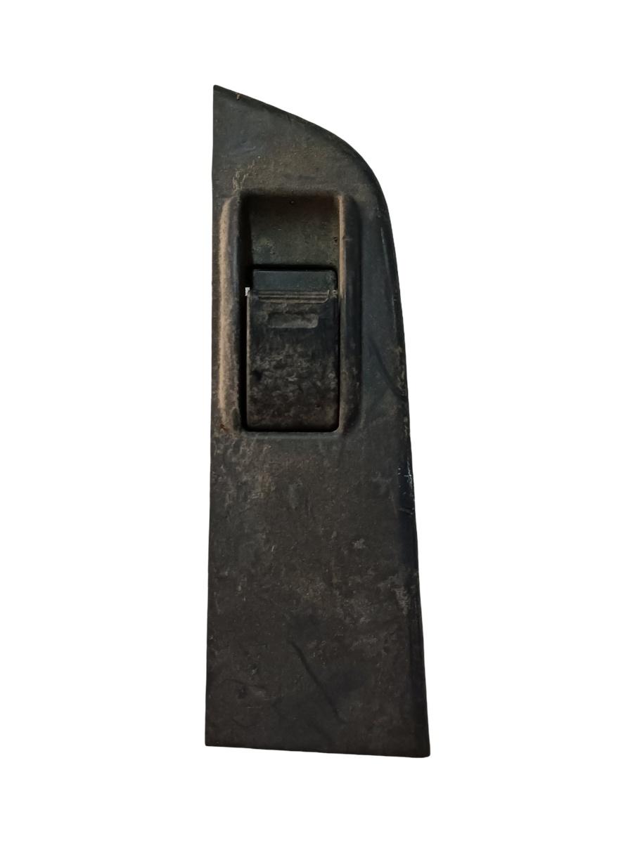 Buton geam electric  dreapta fata MITSUBISHI SPACE RUNNER N1_W, N2_W 1991 - 1999