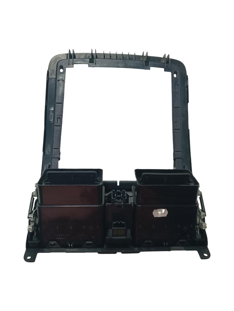 Grila de ventilatie bord centrala VOLKSWAGEN TOURAN 1T1, 1T2 2003 - 2010 – foto 2