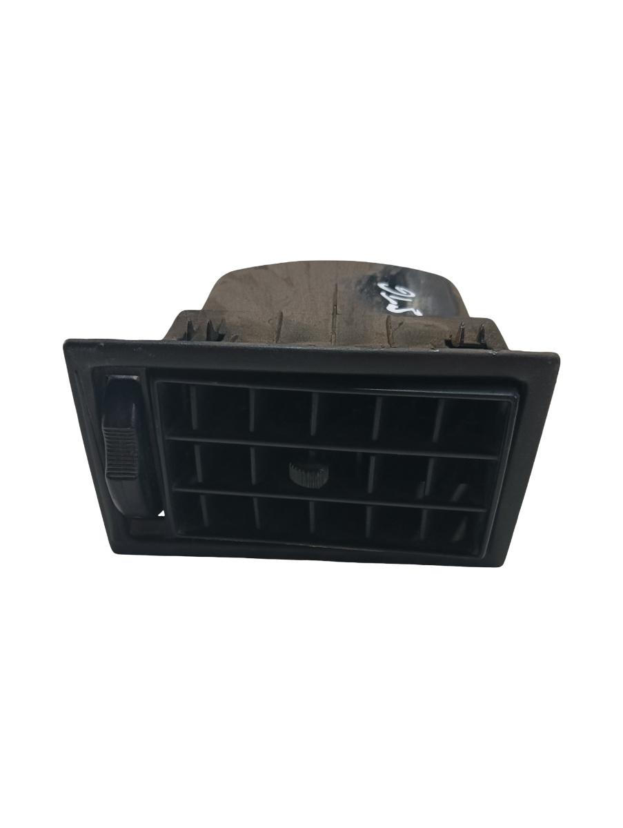 Grila de ventilatie laterala panou de bord stanga fata VOLKSWAGEN TRANSPORTER IV Box 70XA 1990 - 2003
