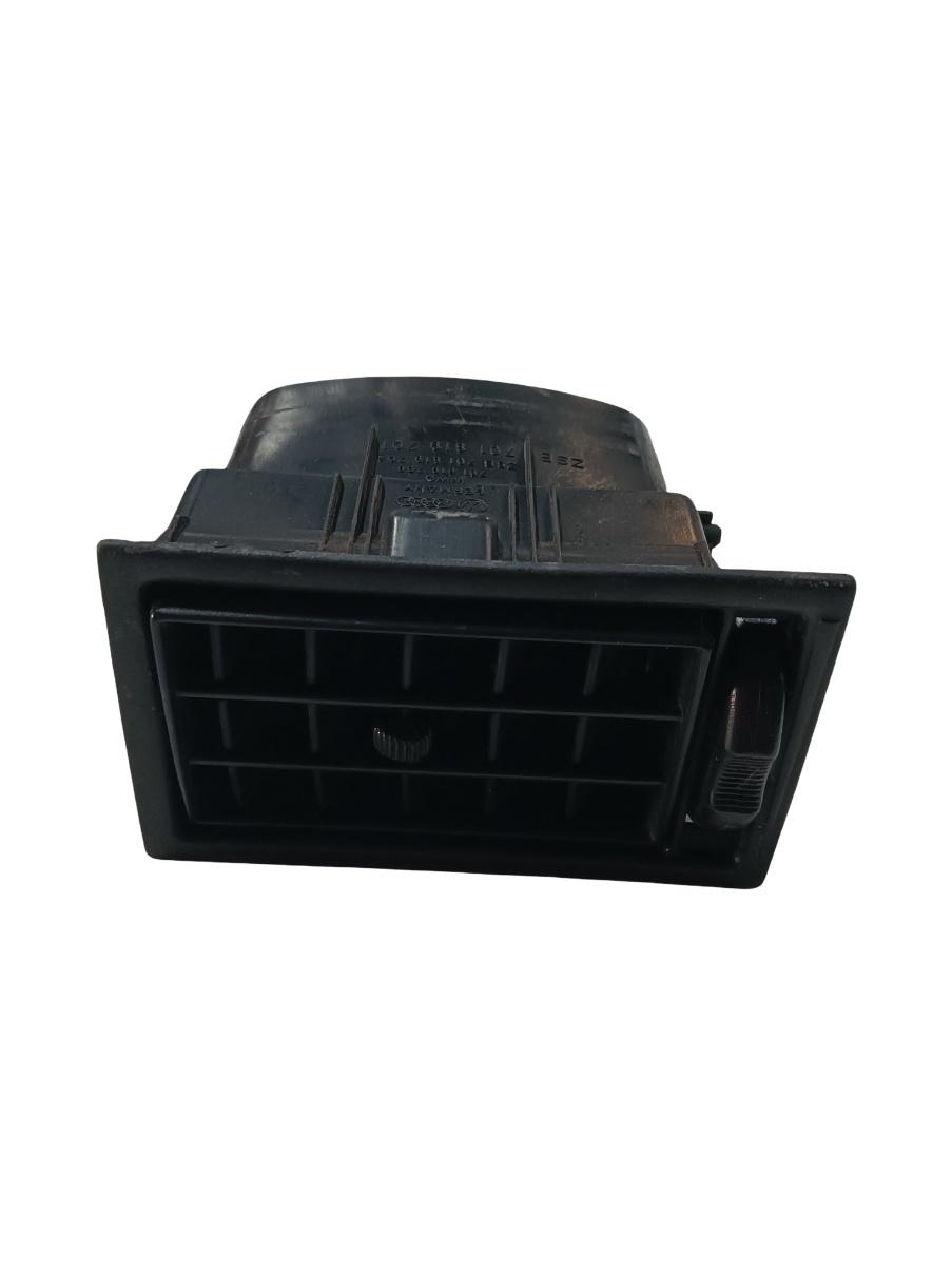 Grila de ventilatie laterala panou de bord dreapta fata VOLKSWAGEN TRANSPORTER IV Box 70XA 1990 - 2003