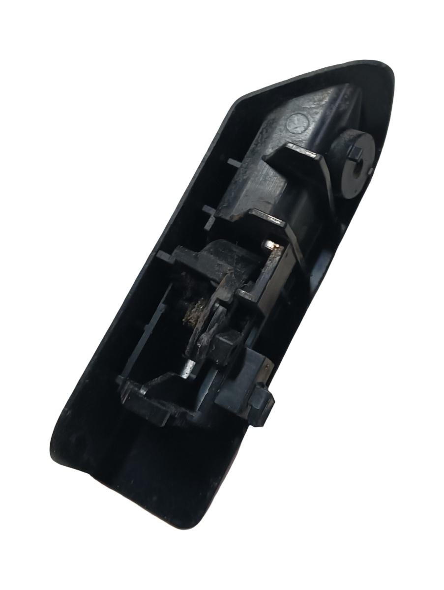 Buton deschidere usita rezervor TOYOTA AURIS _E15_ 2006 - 2012 – foto 2